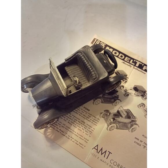 AMT 1925 Model T Ford kit - Picture 6 of 7